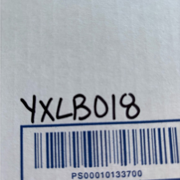 Multicolor Yarn Bundle - Picture 8 of 9